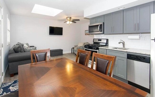 3215 NJ-35, Unit 3215 Rt. 35 North in Lavallette, NJ - Building Photo - Building Photo