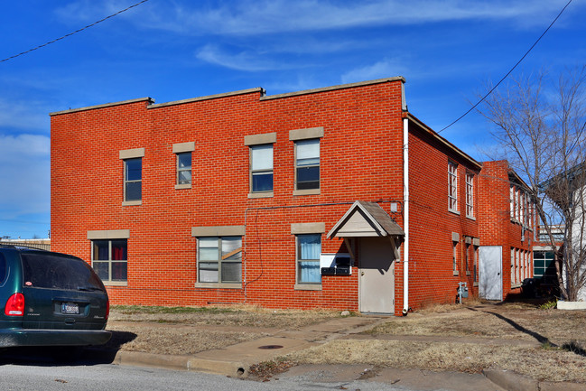 Peach Tree Landing in Ponca City, OK - Building Photo - Building Photo