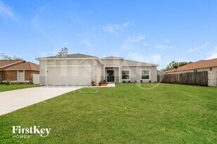 535 Cardinal Way in Kissimmee, FL - Building Photo