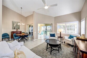 13900 Southampton Dr in Bonita Springs, FL - Building Photo - Building Photo