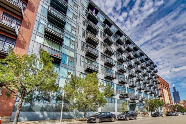 Van Buren Lofts in Chicago, IL - Building Photo - Building Photo