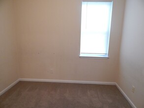 9410 Night Harbor Dr in Leland, NC - Building Photo - Building Photo
