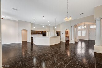 9392 Column Cactus St in Las Vegas, NV - Building Photo - Building Photo