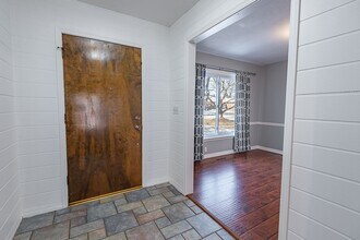 4818 S McCann Ave in Springfield, MO - Building Photo - Building Photo