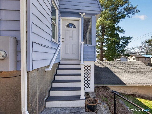 91 Jewett St in Ansonia, CT - Building Photo - Building Photo