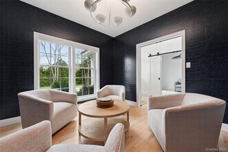 4056 Noyack Rd in Sag Harbor, NY - Building Photo - Building Photo