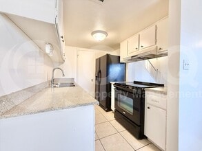 4227 N 68th Dr in Phoenix, AZ - Building Photo - Building Photo