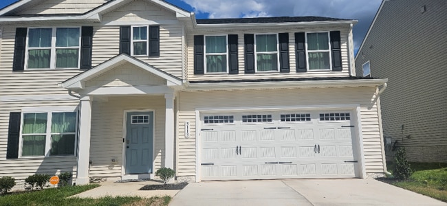 property at 3113 Clover Ln