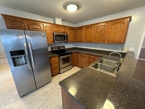 303 Princess Anne Cir in Elizabeth City, NC - Building Photo - Building Photo