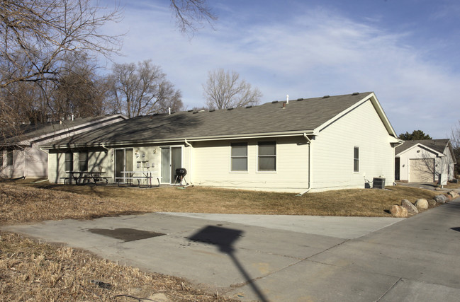 9125 Redman Plz in Omaha, NE - Building Photo - Building Photo