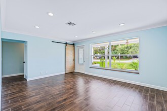 1515 Seabrook Rd in Jupiter, FL - Building Photo - Building Photo