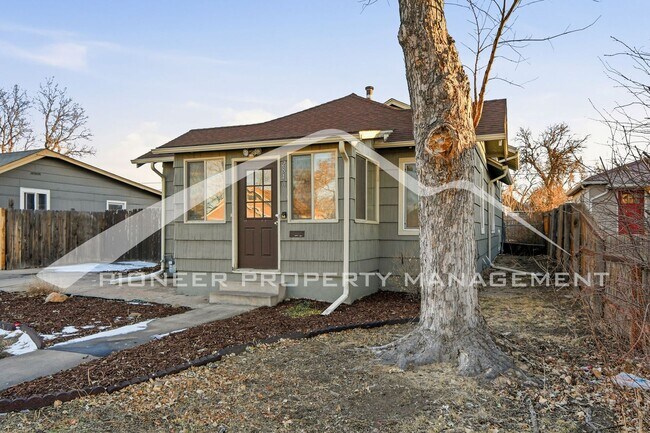 2840 W 1st Ave in Denver, CO - Building Photo - Building Photo