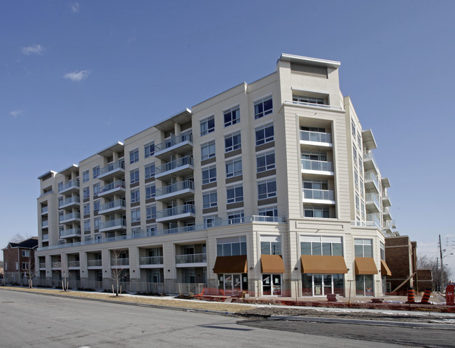 Milliken Centre in Markham, ON - Building Photo - Building Photo