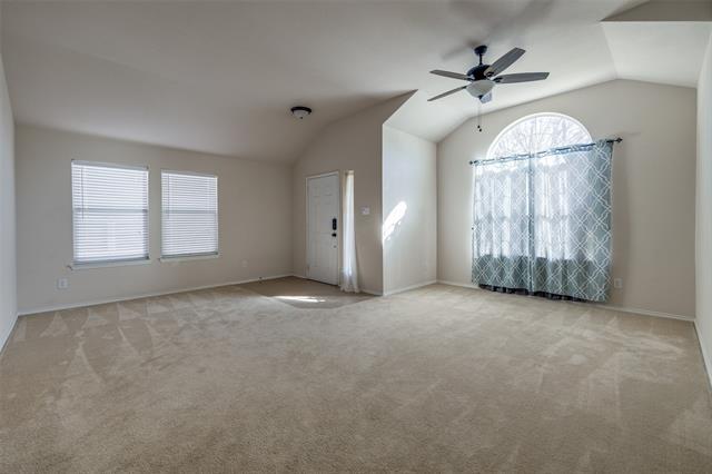 6256 Trinity Creek Dr in Fort Worth, TX - Building Photo - Building Photo