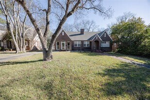 3355 Lexington Rd in Montgomery, AL - Building Photo