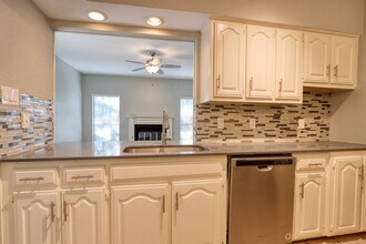 317 Benjamin St in Denton, TX - Building Photo - Building Photo