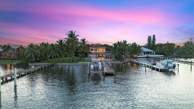 614 S Lake Dr in Lantana, FL - Building Photo - Building Photo