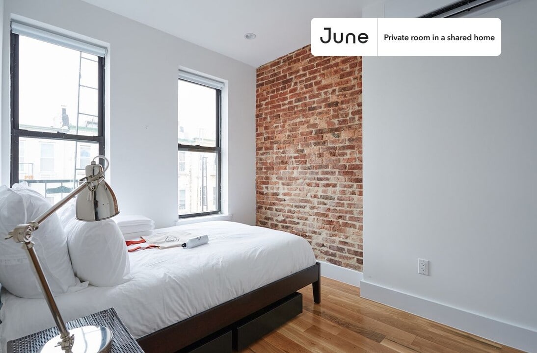 Room in Shared 3.0 bed/1 bath home in Queens, NY - Foto de edificio