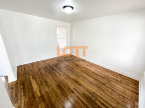 20 N Haven Dr in Greenville, SC - Foto de edificio - Building Photo