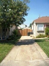 530 54th St in Sacramento, CA - Building Photo - Building Photo