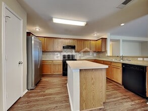 210 Dartmouth Dr in Forney, TX - Building Photo - Building Photo