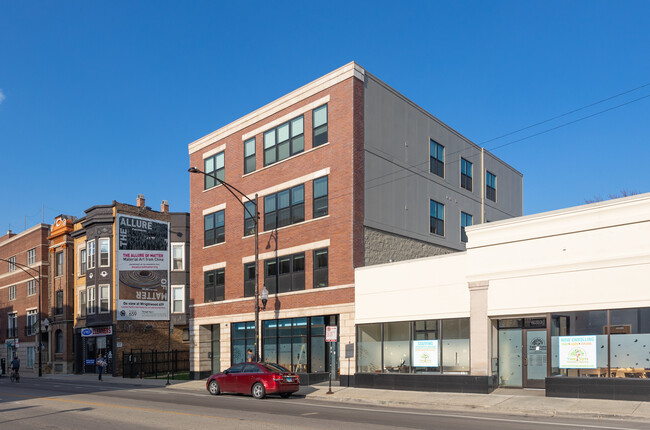 2611 N Halsted St in Chicago, IL - Building Photo - Building Photo