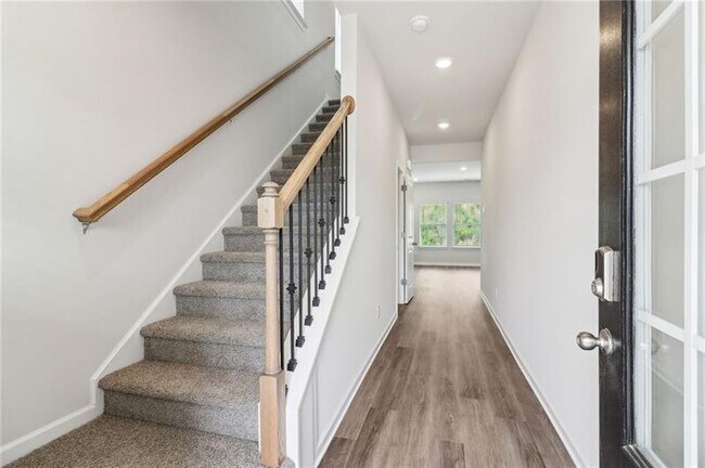 2759 Aralynn Wy in College Park, GA - Building Photo - Building Photo