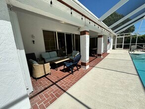 2937 SE Cates Cir in Port St. Lucie, FL - Building Photo - Building Photo