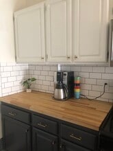 6342 N Greeley Ave, Unit A in Portland, OR - Building Photo - Building Photo