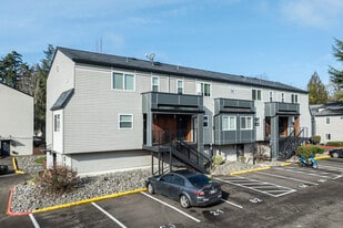 River Lofts Apartments in Tualatin, OR - Building Photo