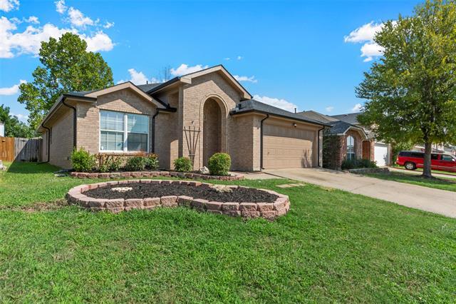 108 Lakefront Dr in Wylie, TX - Foto de edificio