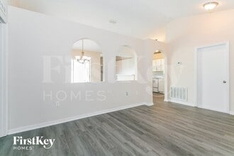 711 Hamster Way in Kissimmee, FL - Building Photo - Building Photo