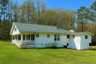 7025 Rico Rd in Palmetto, GA - Building Photo - Building Photo