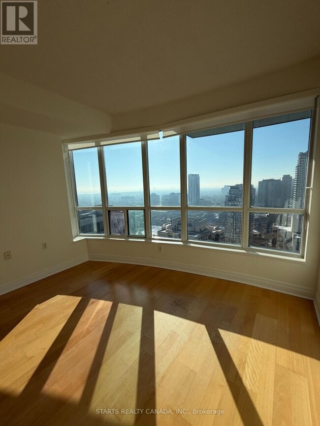 property at 21 Hillcrest Ave