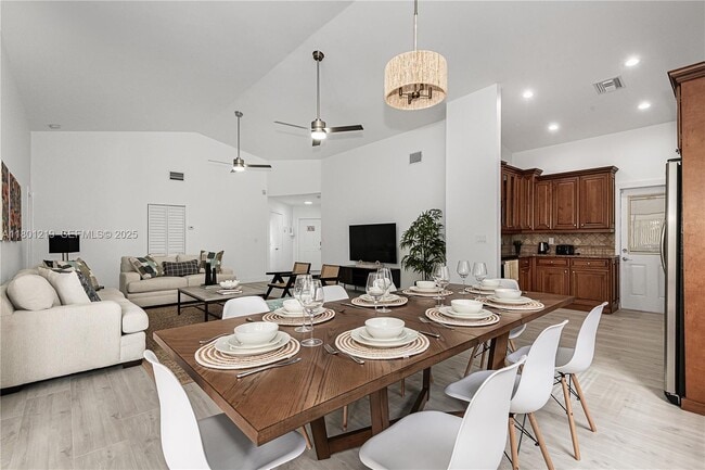 property at 216 SE 9th St