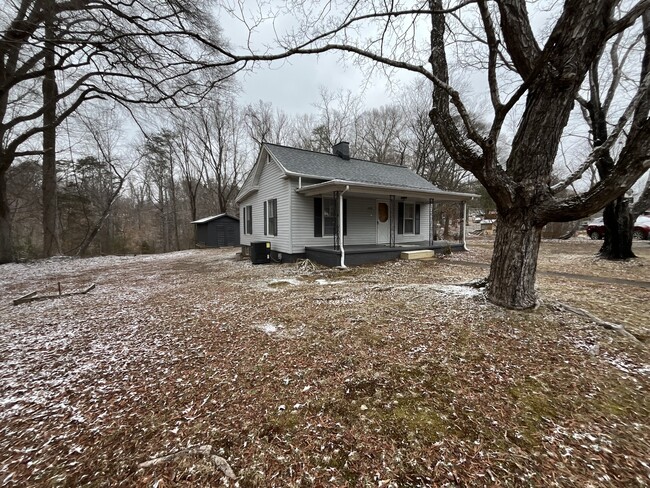 1305 1st St in Eden, NC - Building Photo - Building Photo