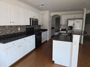 29136 N Red Finch Dr in Queen Creek, AZ - Building Photo - Building Photo