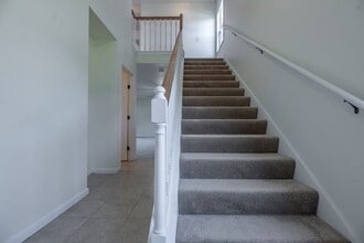 1611 W Geneva Rd in Peoria, IL - Building Photo - Building Photo