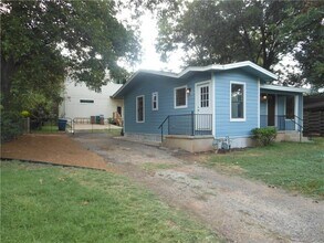4615 Banister Ln in Austin, TX - Building Photo - Building Photo