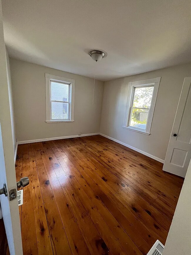 6 Wheeler St, Unit 1 in Peabody, MA - Building Photo - Building Photo