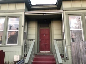 1021 E St in Eureka, CA - Building Photo