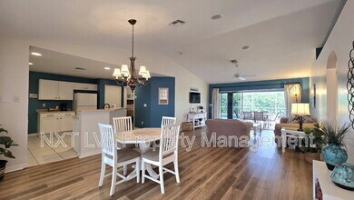 3105 Van Buren Pkwy in Cape Coral, FL - Building Photo - Building Photo