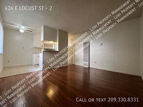424 Locust St in Lodi, CA - Building Photo - Building Photo