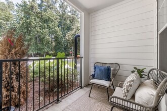 Marq Perimeter in Atlanta, GA - Building Photo - Building Photo
