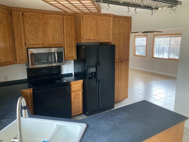 111 Mill St in Weaverville, CA - Building Photo - Building Photo