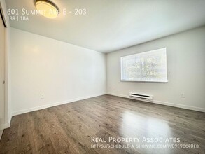 601 Summit Ave E in Seattle, WA - Building Photo - Building Photo
