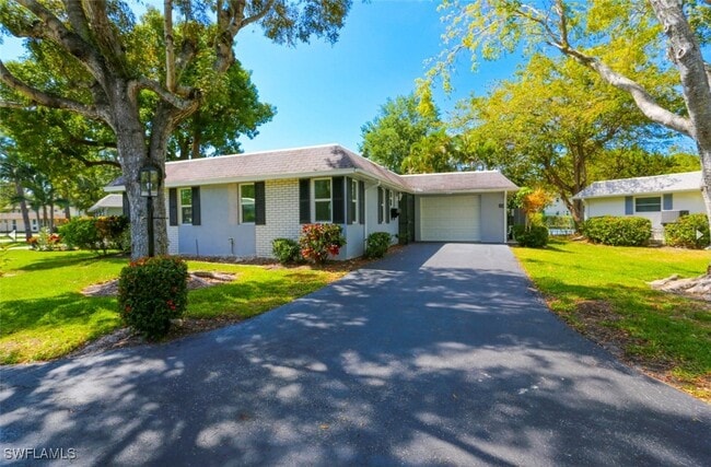 225 Georgetown Blvd in Naples, FL - Building Photo - Building Photo
