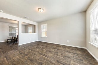 1914 Whitaker Dr in Austin, TX - Building Photo - Building Photo