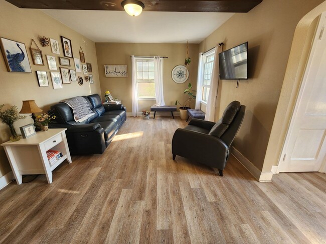 1127 S 17th St in Fort Dodge, IA - Building Photo - Building Photo