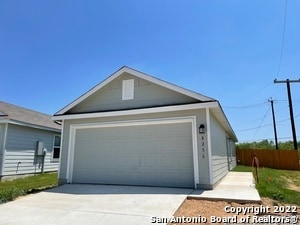 8256 Piedra Medina in San Antonio, TX - Building Photo - Building Photo